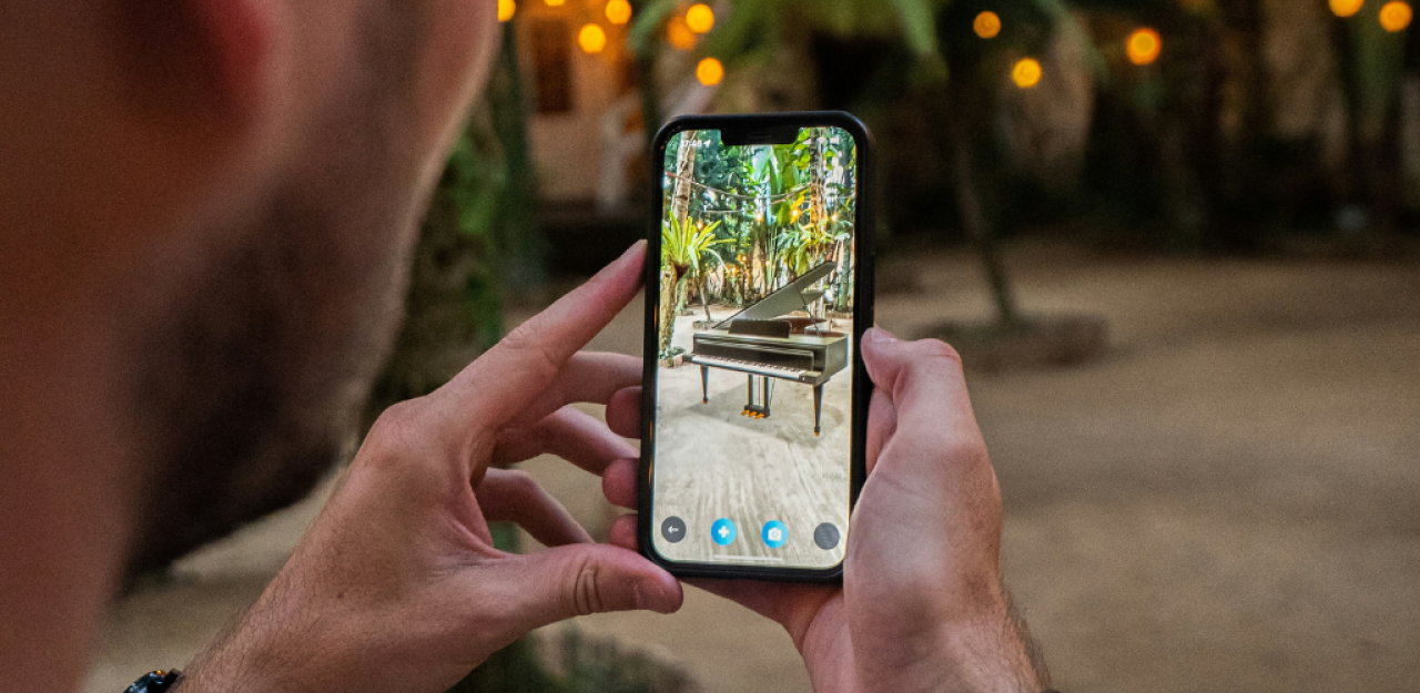 Augmented Reality (AR) in Design: How Interactive Experiences Are Redefining Brand Engagement